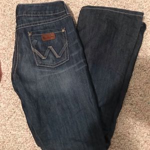 Women’s wrangler jeans 7/8x32